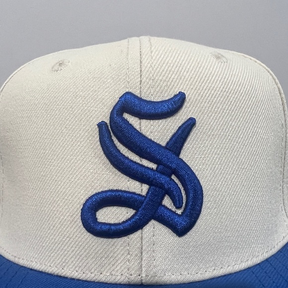 Rings And Crowns, Snapback Hat, Cangrejeros Santurce - Picture 2 of 12